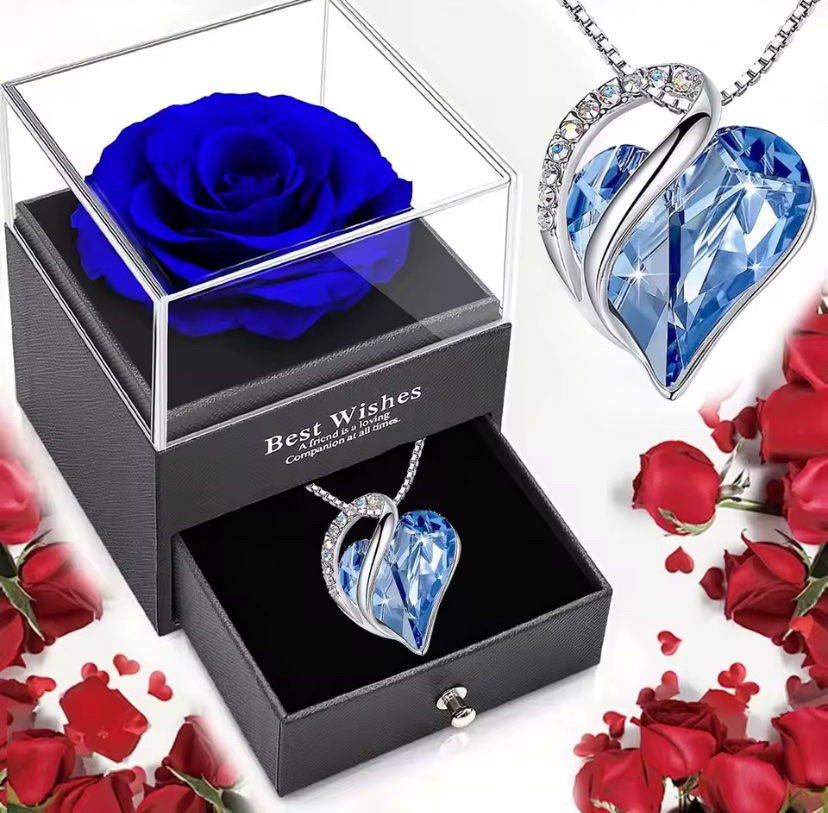 OCEAN HEART NECKLACE WITH ETERNAL ROSE JEWELRY BOX
