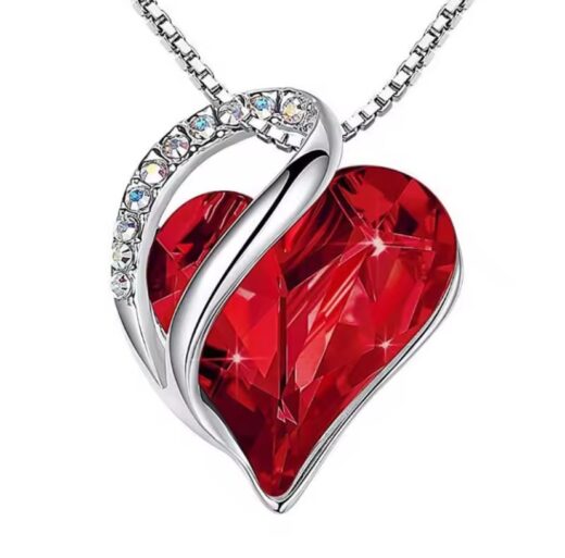 OCEAN HEART NECKLACE WITH ETERNAL ROSE JEWELRY BOX