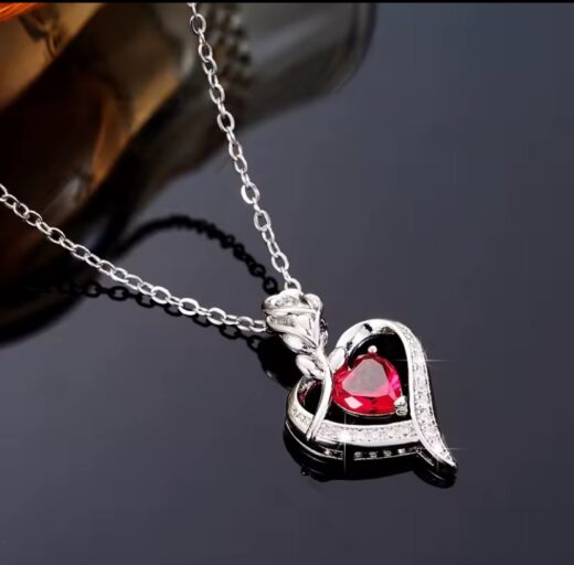 LUXURY RED ZIRCON GEART NECKLACE WITH ROSE GIFT