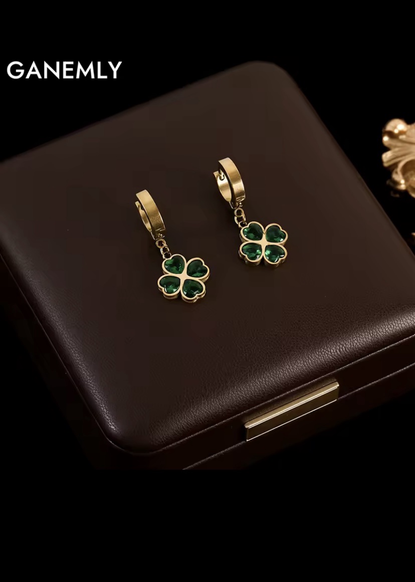 GANEMLY CRYSTAL EARRINGS FOR WOMAN