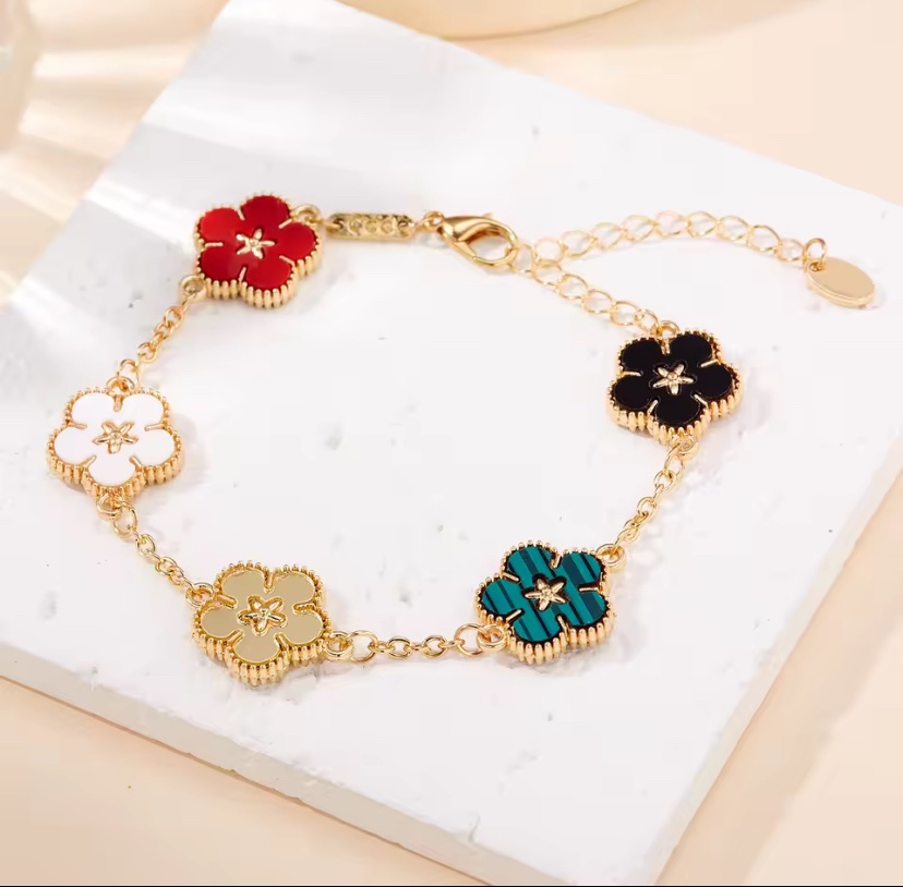 BLOSSOM BRACELET