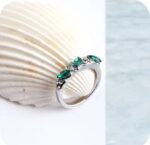 SHINY GREEN RING