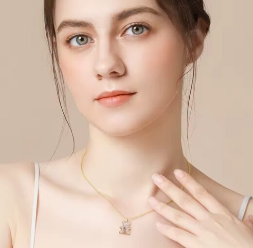 TEDDY BEAR NECKLACE