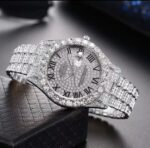 HOT DIAMOND WRISTWATCH