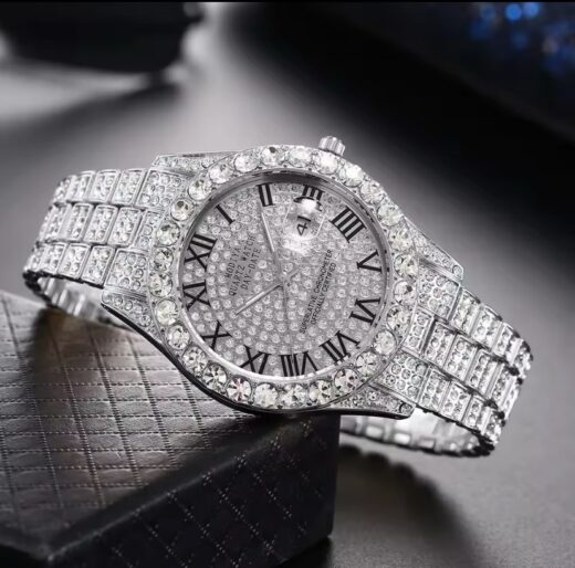 HOT DIAMOND WRISTWATCH