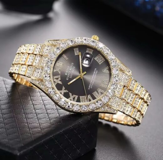HOT DIAMOND WRISTWATCH