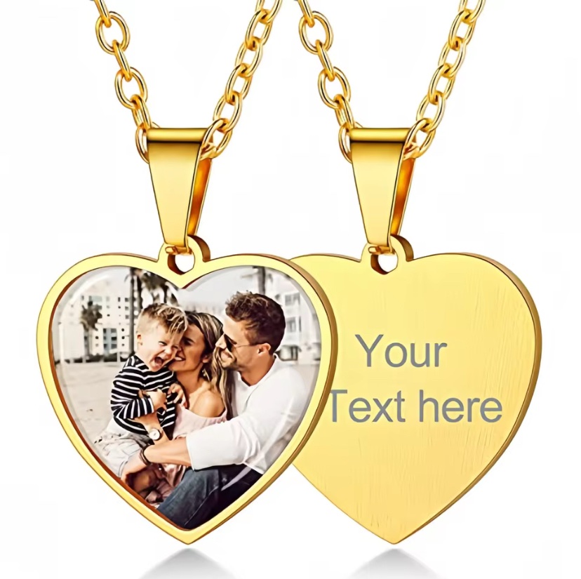 CUSTOMIZED HEART NECKLACE WITH PICTURE AND NAME